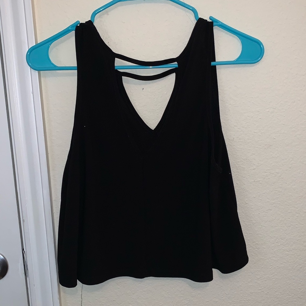 🖤CUTE BLACK CROP TOP🖤